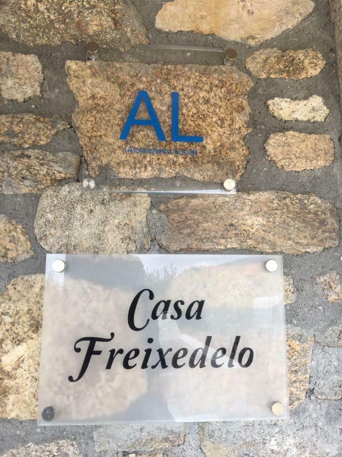 Вилла Casa Freixedelo Santa Comba de Rossas Экстерьер фото