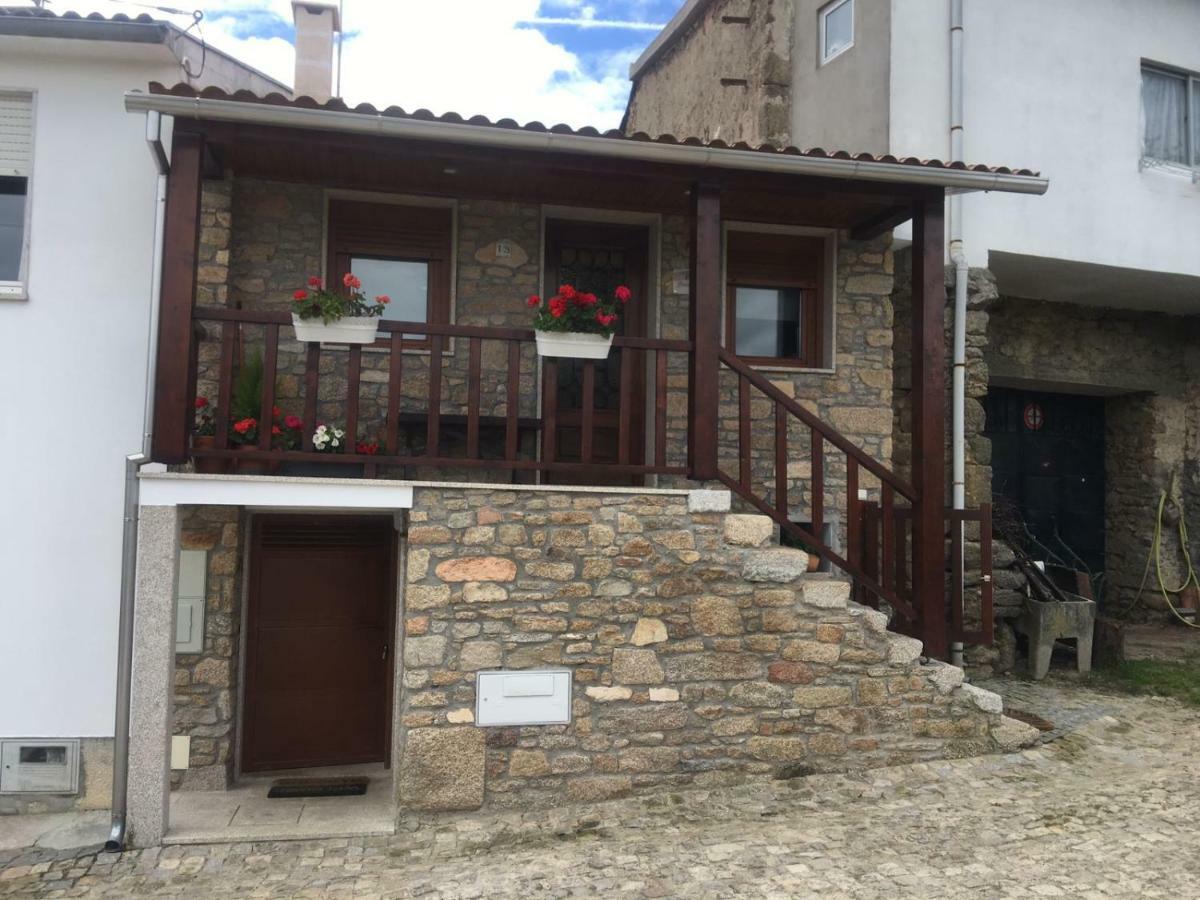 Вилла Casa Freixedelo Santa Comba de Rossas Экстерьер фото