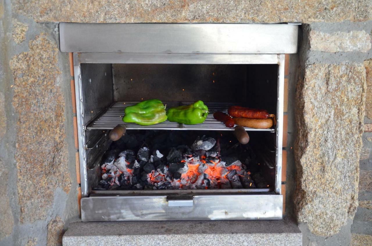 Вилла Casa Freixedelo Santa Comba de Rossas Экстерьер фото